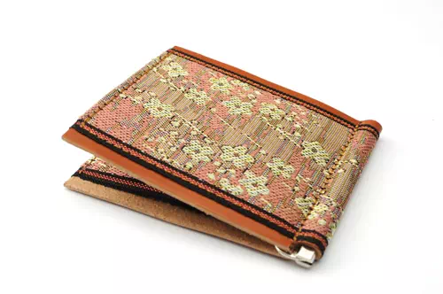 オーダーメイドのプレゼントやギフトにオリジナル日本製ヌメ革畳縁