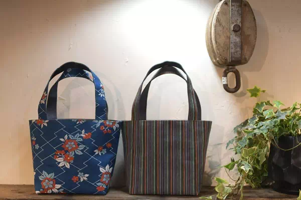 オーダーメイドのプレゼントやギフトにオリジナル日本製着物ランチバッグ