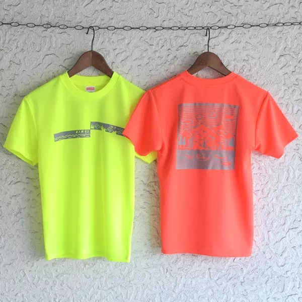 オーダーメイドのプレゼントやギフトにアウトドアチームTシャツ