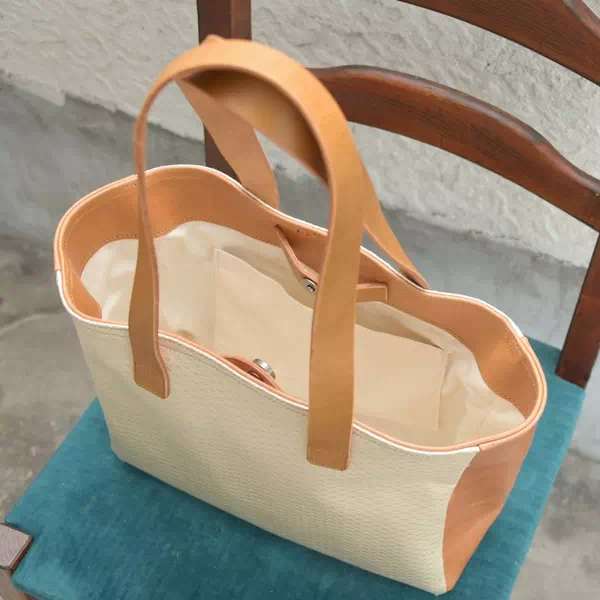 オーダーメイドのプレゼントやギフトに着物生地のオーダーバッグ