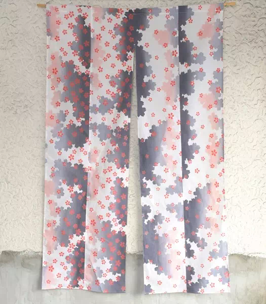 オーダーメイドのプレゼントやギフトにアンティーク着物で暖簾オーダー