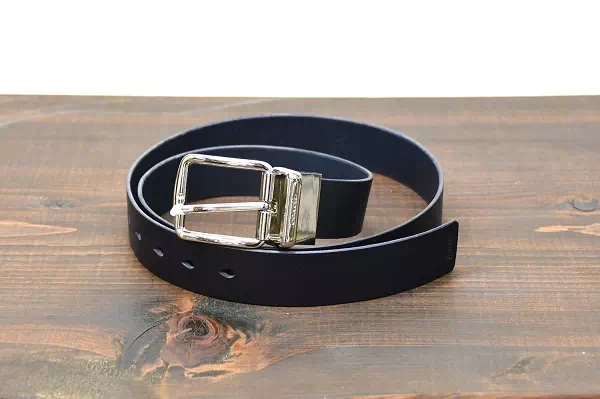 ギフト・プレゼントにコーチのバックルの持ち込みでベルトのオーダーメイド