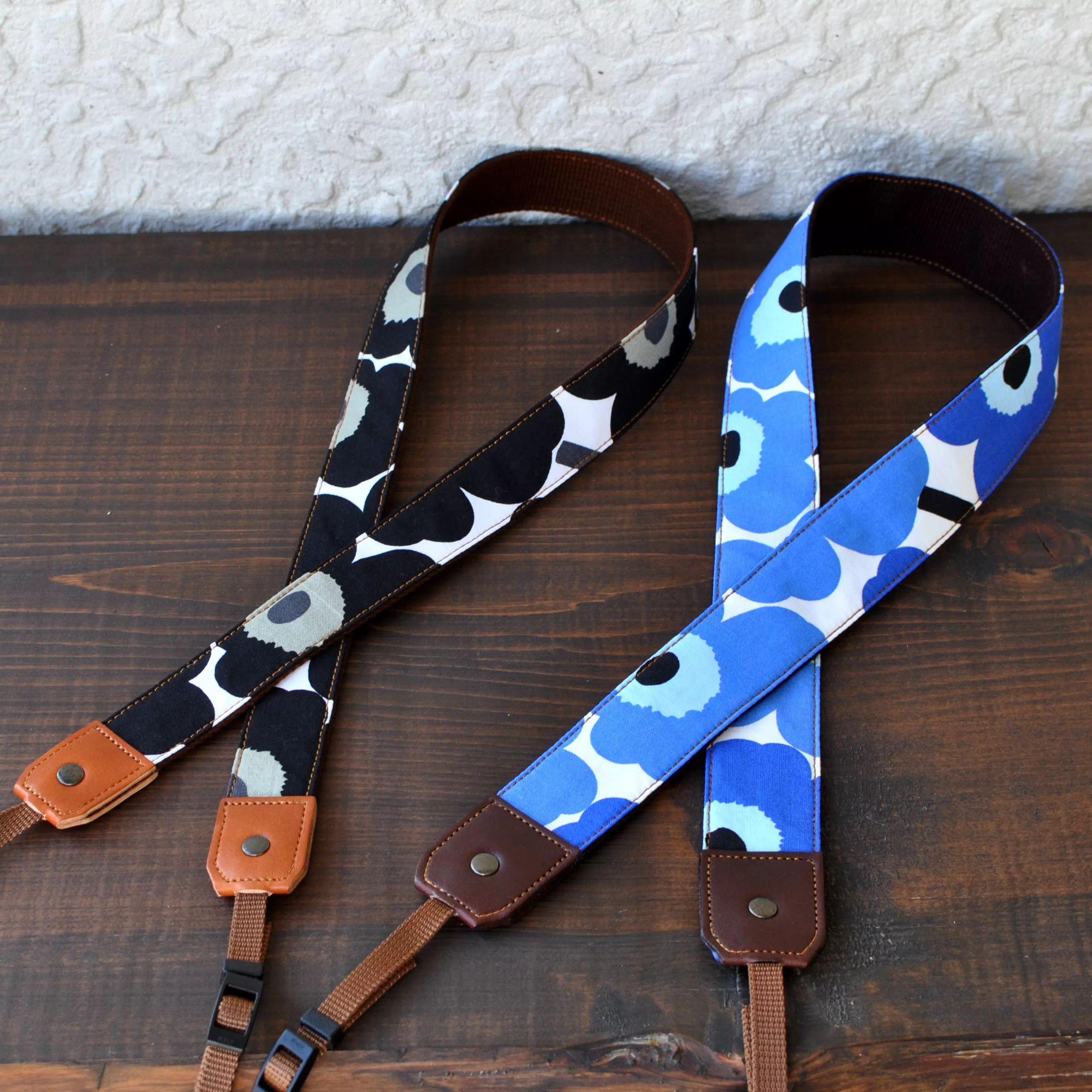 ギフト・プレゼントに日本製オリジナルオーダーメイドマリメッコ生地カメラストラップ