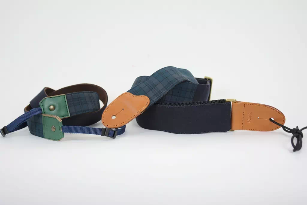 ギフト・プレゼントに日本製オリジナルオーダーメイド制服生地カメラストラップ