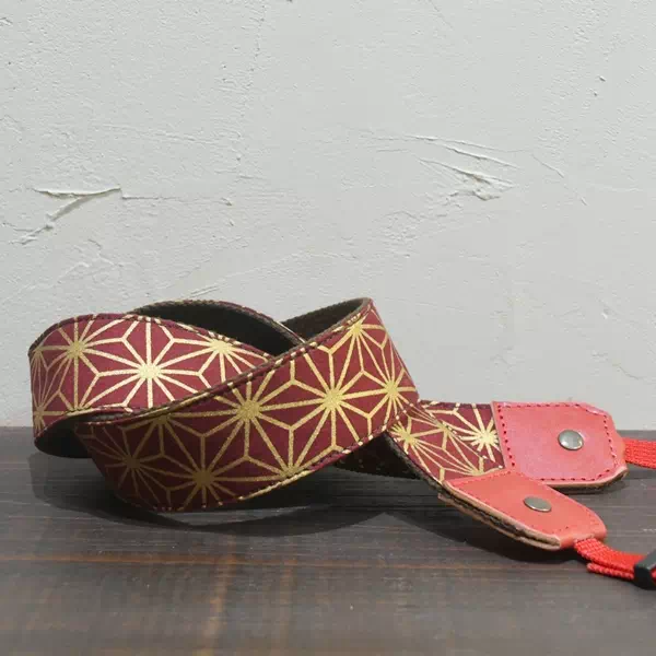 ギフト・プレゼントに日本製オリジナルオーダーメイドカメラストラップ