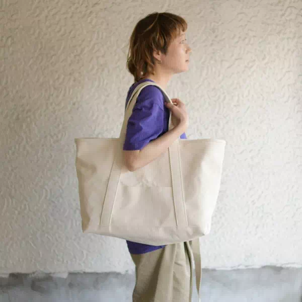 オーダーメイドのプレゼントやギフトにオリジナル日本製6合帆布トートバッグ