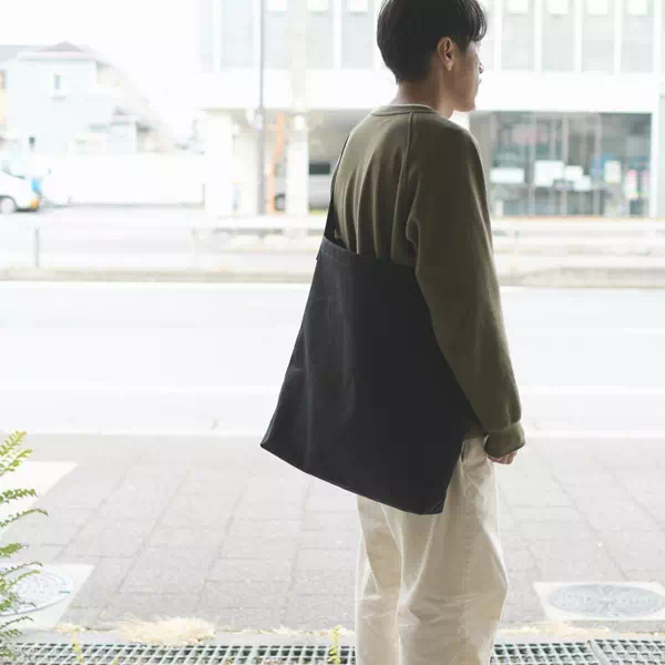 オーダーメイドのプレゼントやギフトに6号帆布ショルダーバッグ