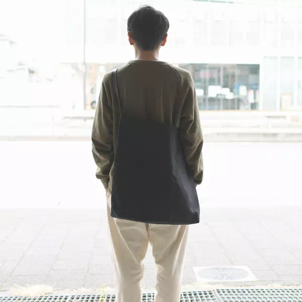 オーダーメイドのプレゼントやギフトに6号帆布ショルダーバッグ