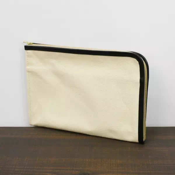 オーダーメイドのプレゼントやギフトにヌメ革ゴルフクラブのパターカバー製作