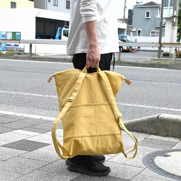 オーダーメイドのプレゼントやギフトに弱撥水の8号帆布持ち込みでオーダーリュック製作