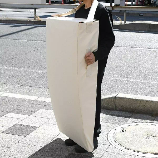 オーダーメイドのプレゼントやギフトにスプリングボード(踏み台)を入れるケースを4号帆布でオーダー製作