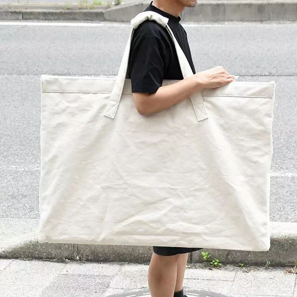 オーダーメイドのプレゼントやギフトに折り畳み机を持ち運ぶ用に6号帆布で大きな専用ケースオーダー製作