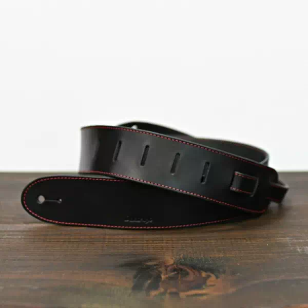 ギフト・プレゼントに日本製オリジナルオーダーギターストラップ・補正・修理