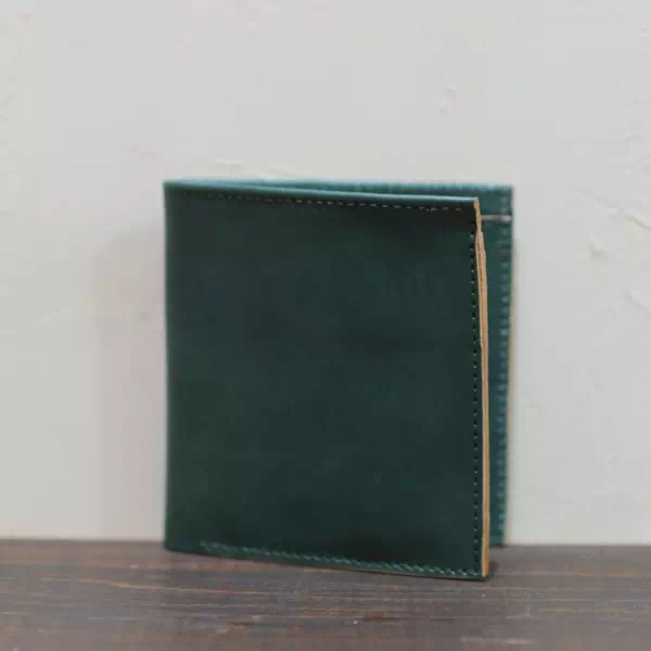 オーダーメイドのプレゼントやギフトにオリジナル日本製二つ折り財布