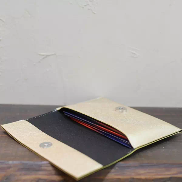 オーダーメイドのプレゼントやギフトにオリジナル日本製通帳ケース
