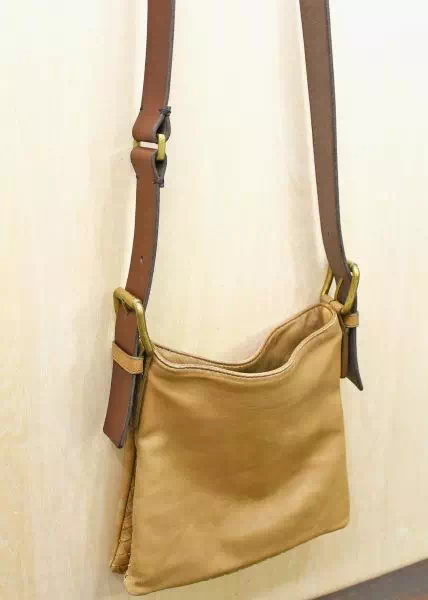 オーダーメイドのプレゼントやギフトにボッテガのレザーバッグのショルダー製作