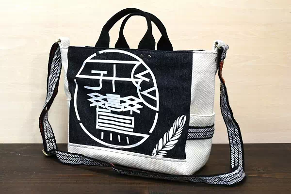 ※オーダーメイド※　生地が選べる　ふた付がま口バッグ　ミニ        