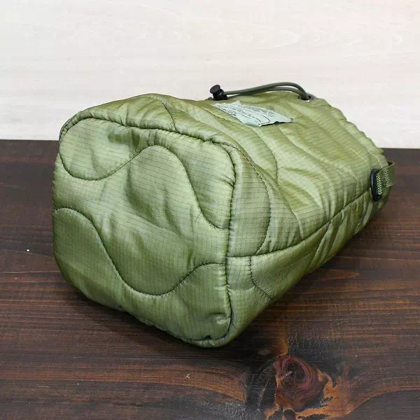 オーダーメイドのプレゼントやギフトにミリタリーライナーを使用し巾着ポーチのオーダー製作